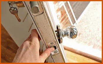 Hazel Park MI Locksmith Store Hazel Park, MI 248-274-6739 - 12-changing-locks